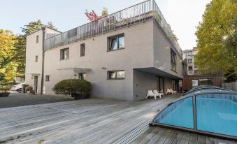 Room 4 & 5 Apartments