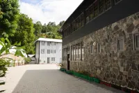 Riverside Inn Hotel