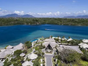 Menjangan Dynasty Resort