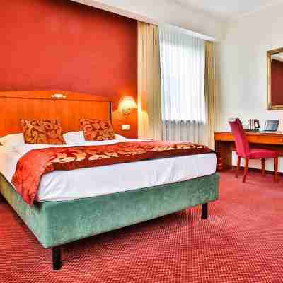 Parkhotel Krone Rooms