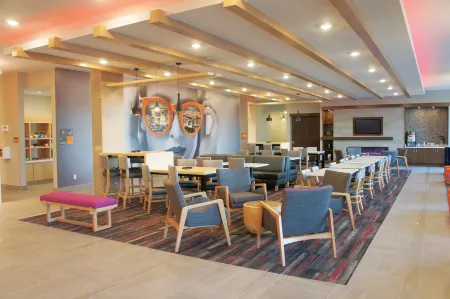 La Quinta Inn & Suites by Wyndham South Jordan