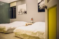 So Art Guesthouse & Hostel - balcony