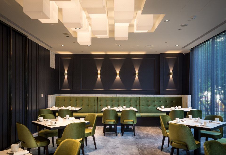 파크 리 호텔의 넓고 깨끗한 객실 이미지