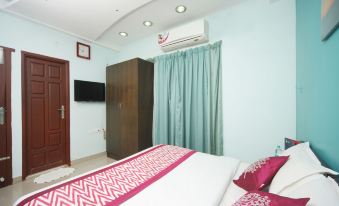 Max Classic Serviced Apartment