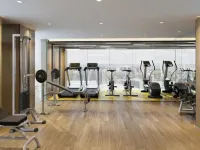 Holiday Inn Express Jakarta Menteng Hotels near Arion Mall