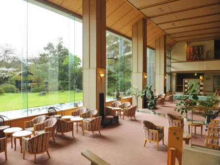 Yufuin Kotobuki Hananosho Отели рядом с достопримечательностью «Yufuin Onsen»