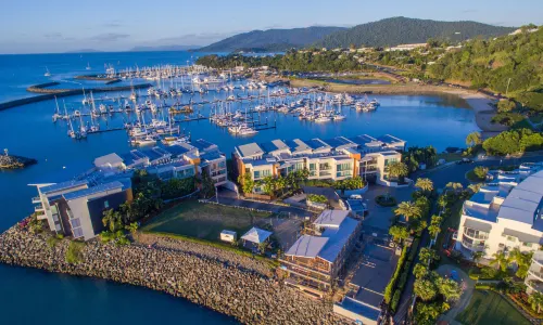 Peninsula Airlie Beach