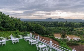 Na Loei Boutique Resort Hotel