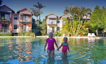 Noosa Lakes Resort