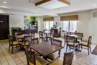 Sleep Inn & Suites
