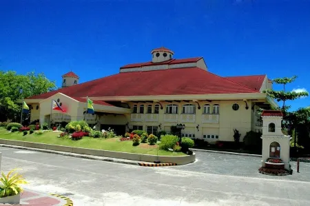 Vista Mar Beach Resort & Country Club Cebu