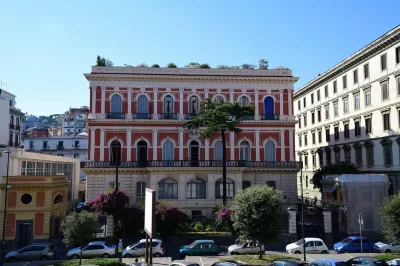 50 Suite B&B Hotel in zona V. Francesco Caracciolo