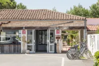 Hôtel Ile de Ré Hotels near Camping Barataud