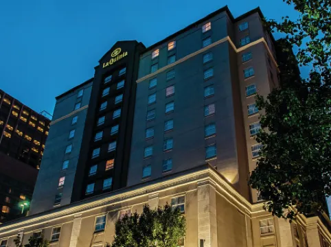 La Quinta Inn & Suites by Wyndham New Orleans Downtown