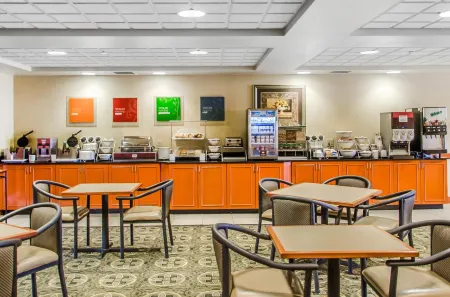 Microtel Inn & Suites by Wyndham Eagle River/Anchorage Area