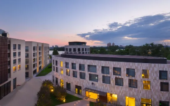 Doubletree by Hilton Moscow - Marina โรงแรมใน