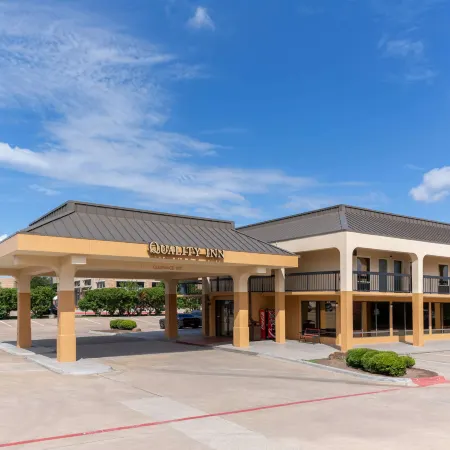 Quality Inn at Arlington Highlands