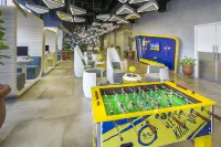 Yello Hotel Harmoni