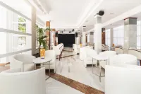 Globales Palmanova Palace - พร้อมWifi