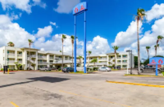 Motel 6 Corpus Christi, TX - North