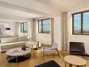 Hyatt Regency Paris Etoile