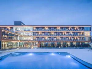 Sky Blue Hotel & Spa