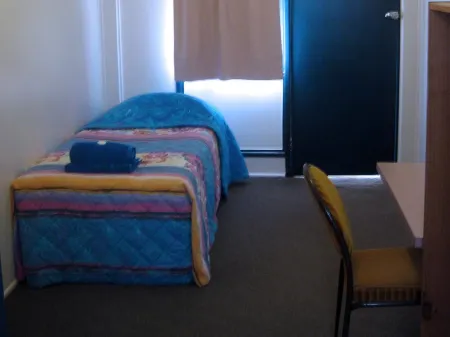 Billabong Hotel Motel