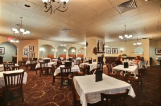 Radisson Hotel and Conference Center Fond du Lac Hotels in Fond du Lac