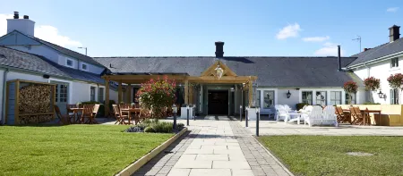 The Bluebird Inn at Samlesbury Отели в г. Рибл Вэлли Дистрикт