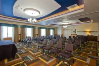 Holiday Inn Express & Suites DENVER EAST-PEORIA STREET by IHG
