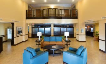 Holiday Inn Express & Suites Jacksonville Airport