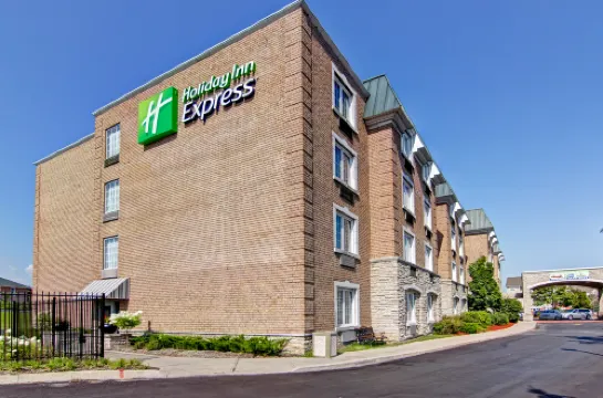 Holiday Inn Express WHITBY OSHAWA by IHG