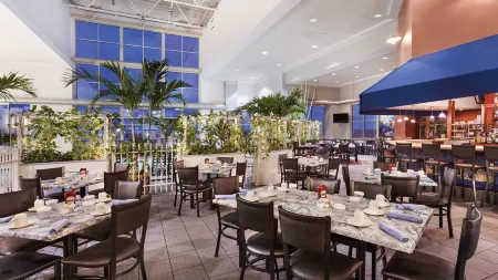 Holiday Inn & Suites Ocean City