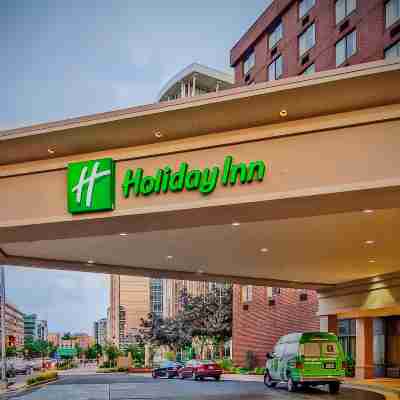 Holiday Inn ARLINGTON AT BALLSTON by IHG Hotel Exterior
