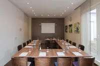 Premier Inn Hamburg City Millerntor - 3-Star