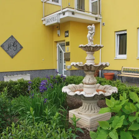 Hotel & Restaurant Garda