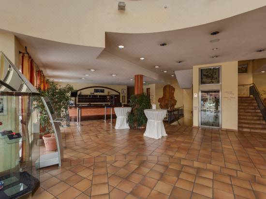 Hotel Landhaus Milser Reviews For 4 Star Hotels In Duisburg Trip Com