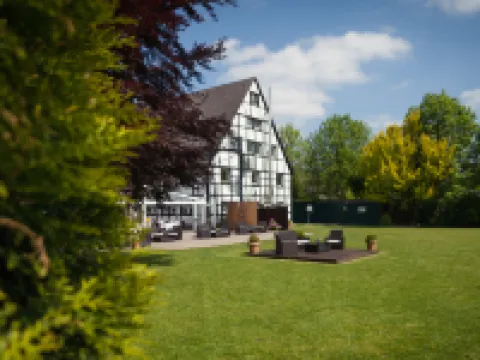 Hotel der Lennhof Hotels near Marten