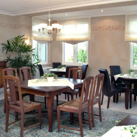 VILLA BLUM