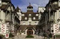 Hôtel Barrière le Normandy