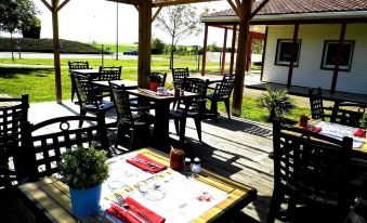 So'Lodge Niort A83