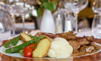 Logis Spa Hotel Restaurant de La Poste