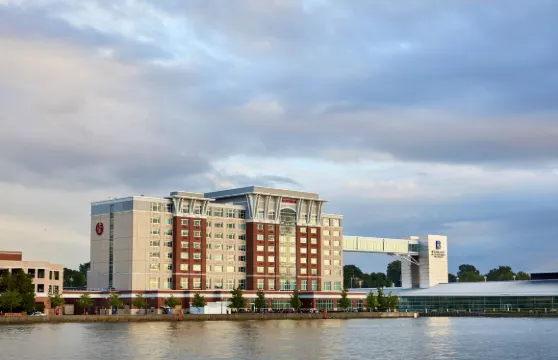 伊利湖區喜來登酒店