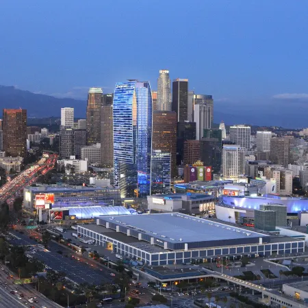 JW Marriott Los Angeles L.A. LIVE Отели рядом с достопримечательностью «Театр «Майкрософт»»