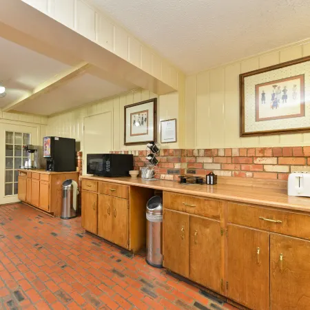 Stadium Motel - Lubbock Medical Center