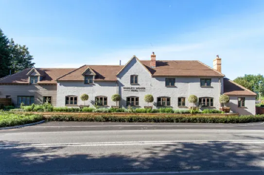 Mr & MRS Smith Hurley House Hotel