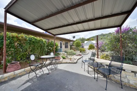 Americas Best Value Inn - Legend's Inn