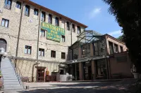 Villaggio Albergo S. Lorenzo e S. Caterina Hotel in zona Convento di Colleviti