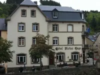 Hôtel - Restaurant " Victor Hugo" Hoteles cerca de Musee de la caricature et du cartoon Vianden