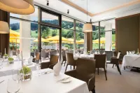 Kempinski Hotel Das Tirol Kitzbuehel Alps Hotels in Jochberg